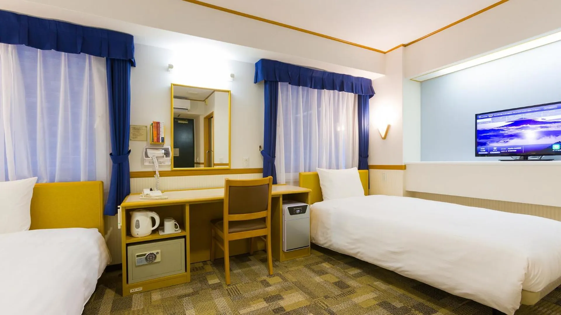 Toyoko Inn Tokyo Eki Shin Ohashi Mae 3*,  Japan