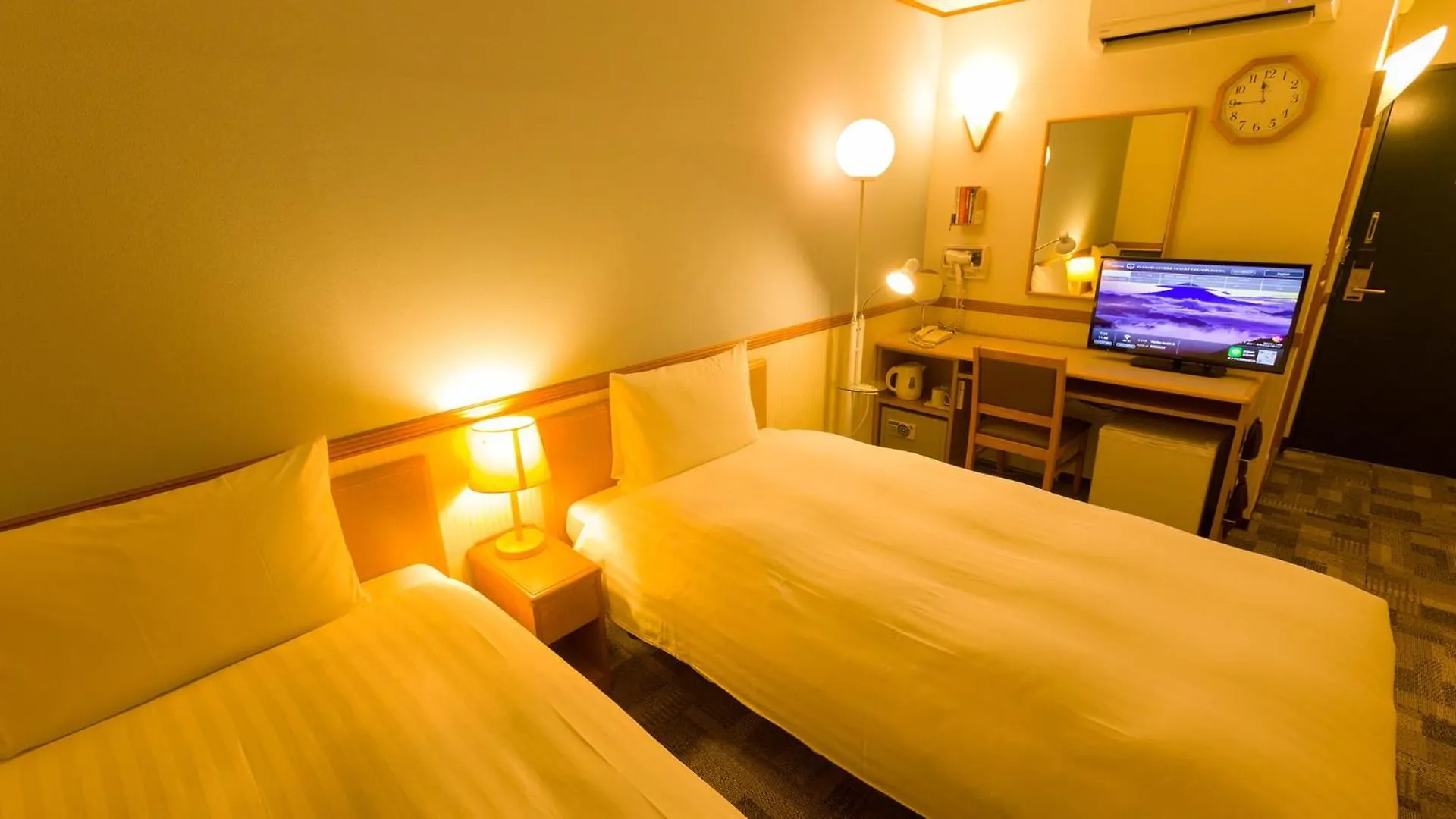 Toyoko Inn Tokyo Eki Shin Ohashi Mae 3*,  Japan