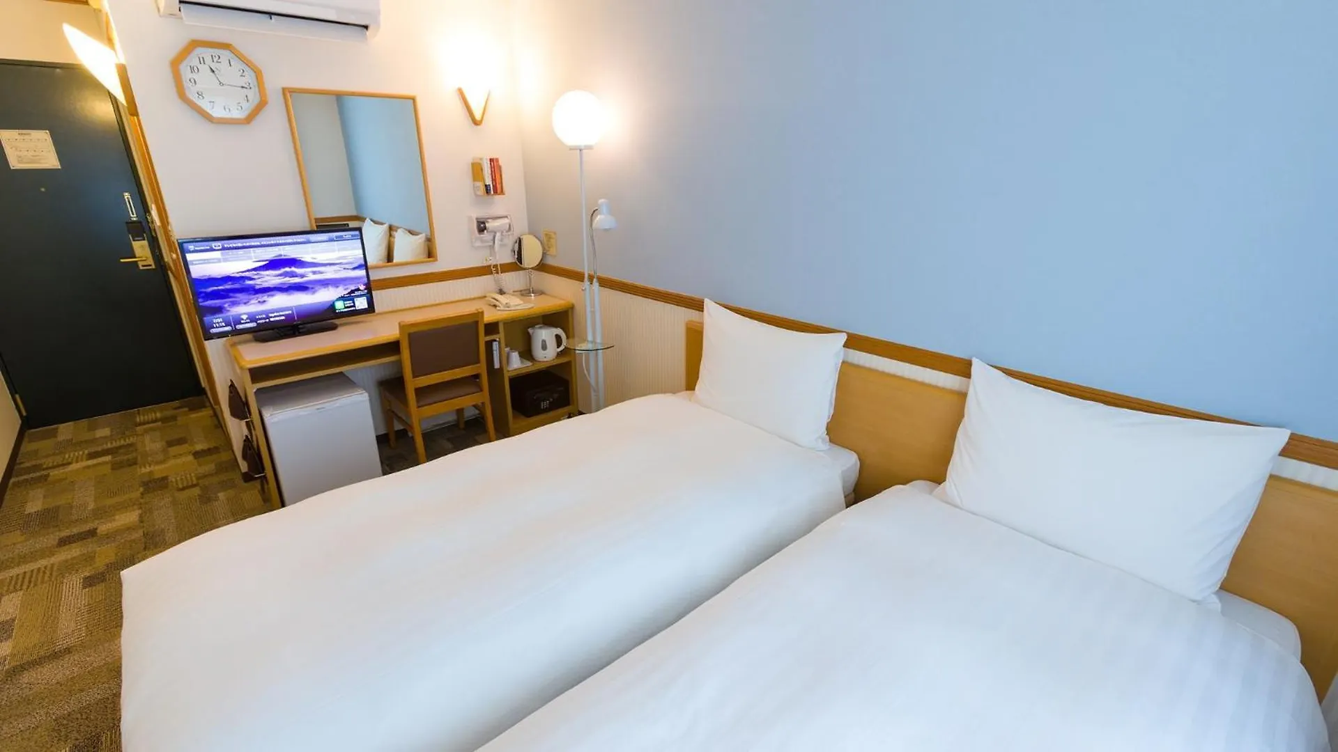 Toyoko Inn Tokyo Eki Shin Ohashi Mae