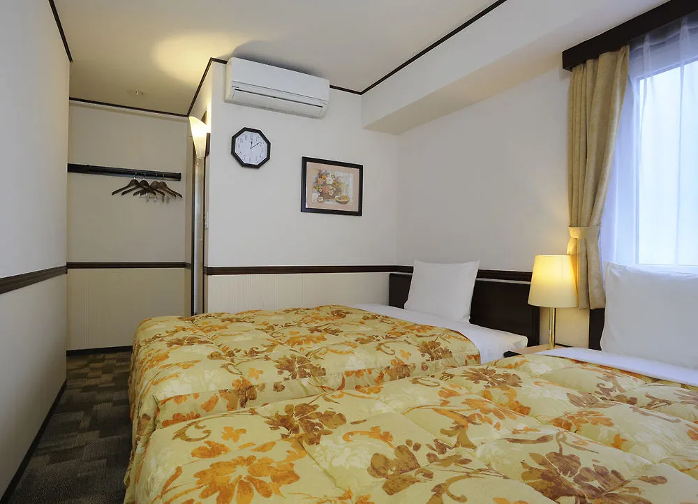 Toyoko Inn Tokyo Eki Shin Ohashi Mae